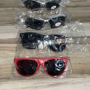 Fashion Sunglass Lot Of 4 Unisex Sunglasses All New In Original Packaging